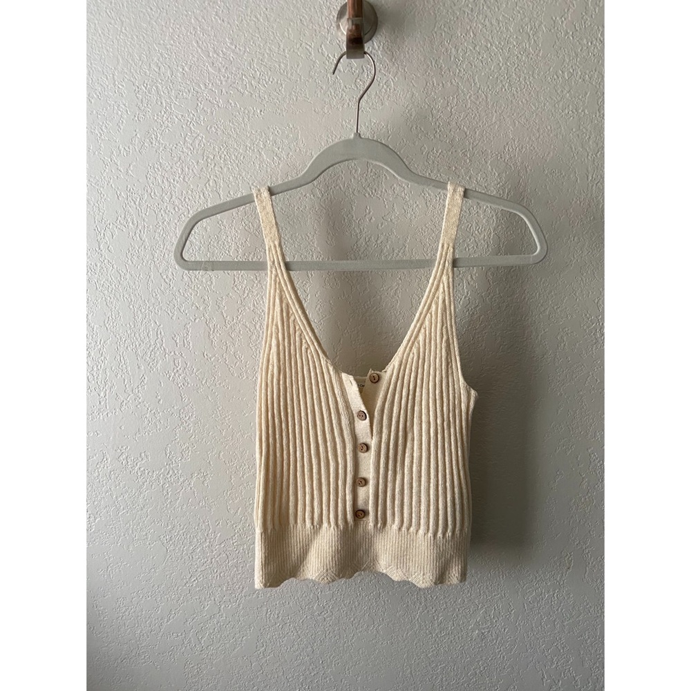 Abercrombie & Fitch Cream Cropped Sweater Tank M